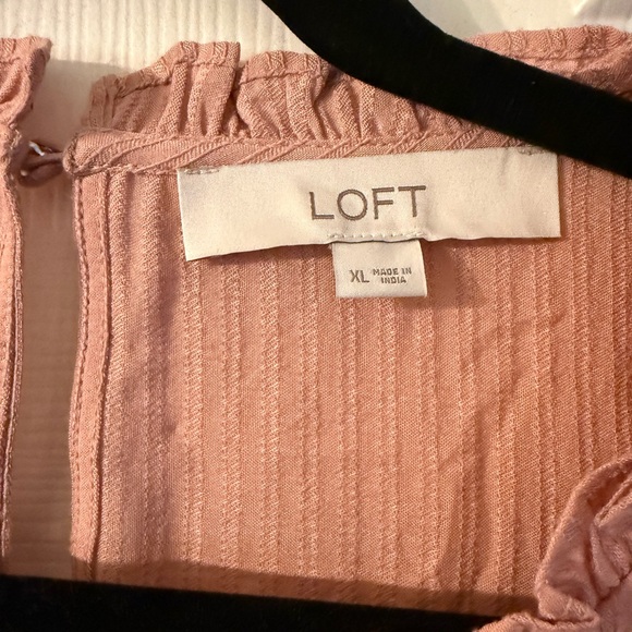 LOFT Blush Ruffled Sleeveless Blouse - Picture 2 of 3